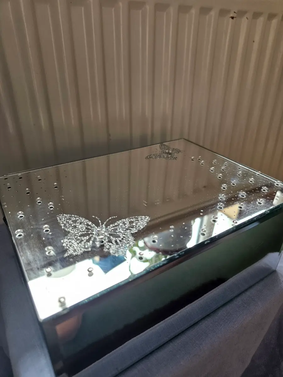 Mirrored Glitter Butterfly And Rhinestone  Jewellery/Trinket Box