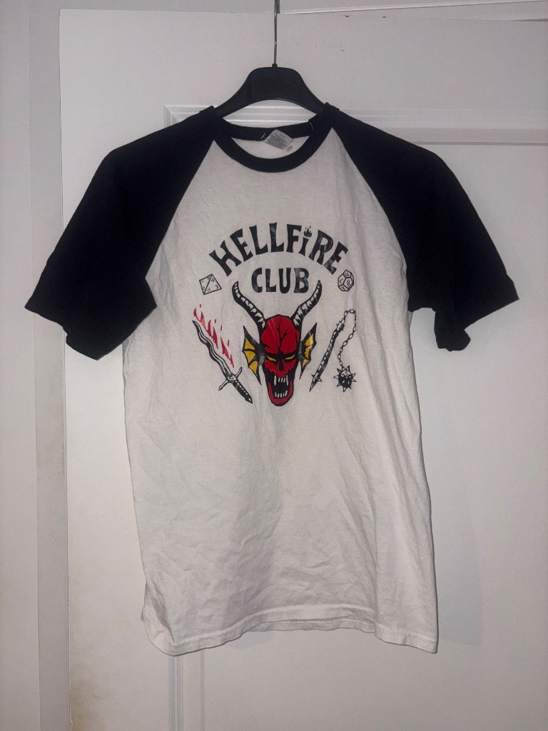Hellfire Club Slogan T-shirt Size Small