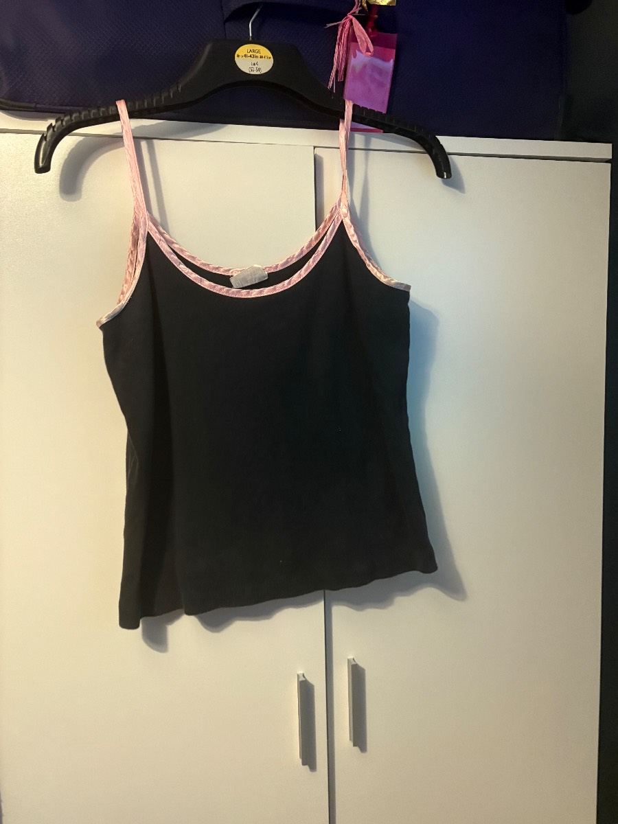 Women’s size 14 summer vent