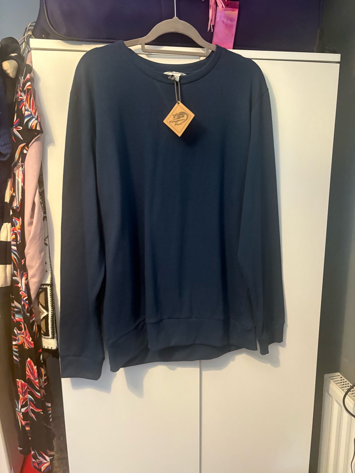 Brand new men’s XXL going out jumper