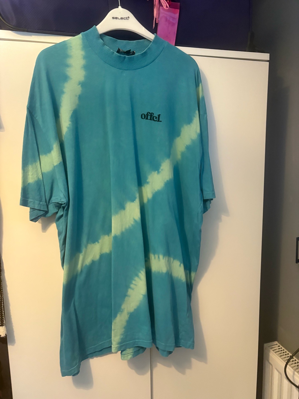 Men’s large T-shirt
