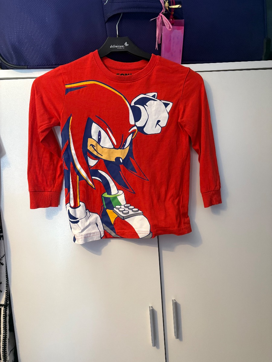Kids age 4 sonic the hedgehog long sleeve top