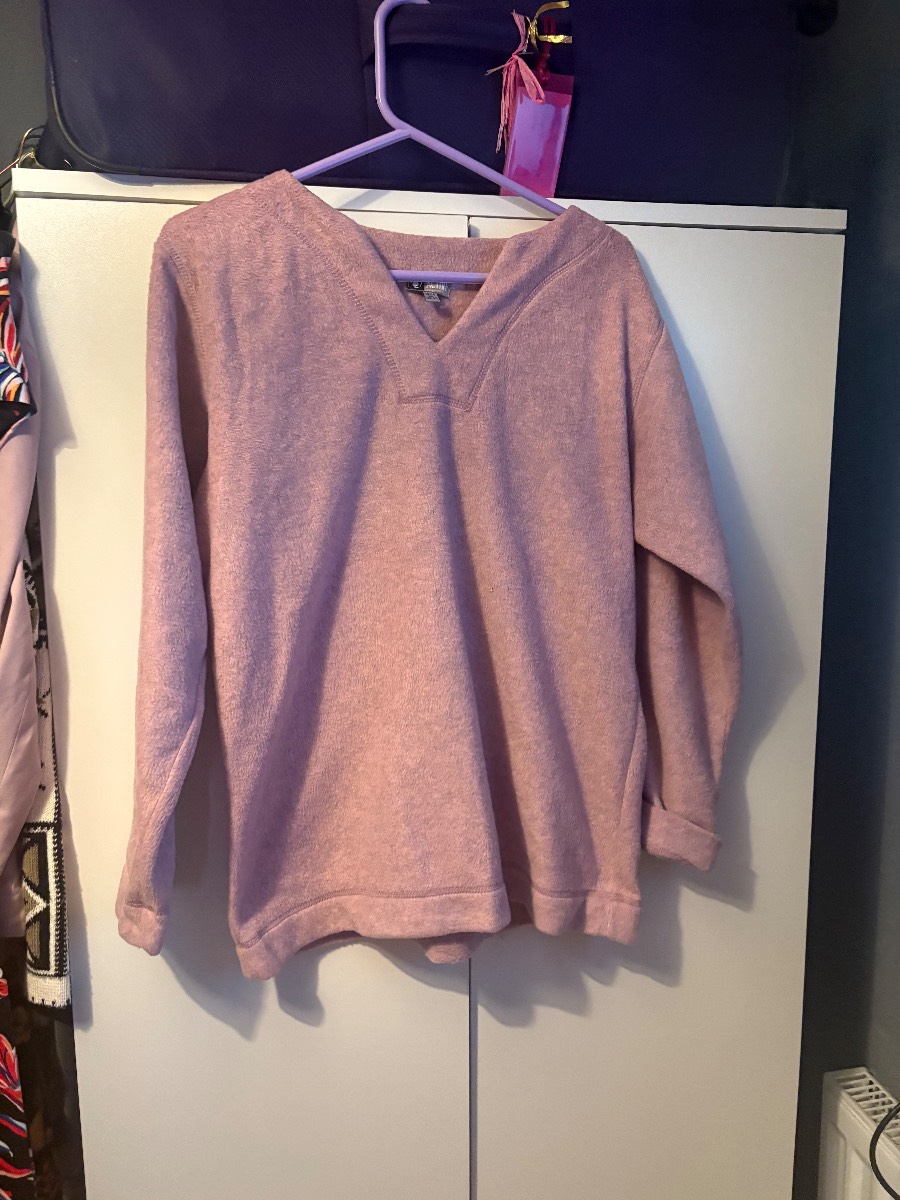 Women’s size 10-12 jumper