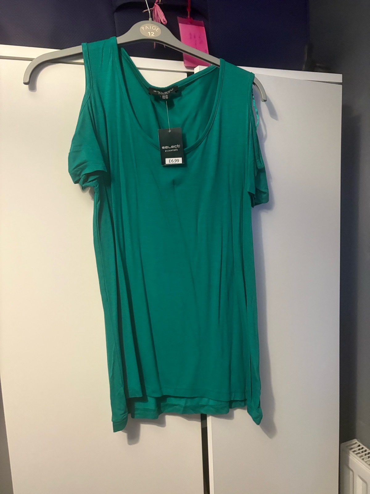 Brand new women’s size 14 going out top