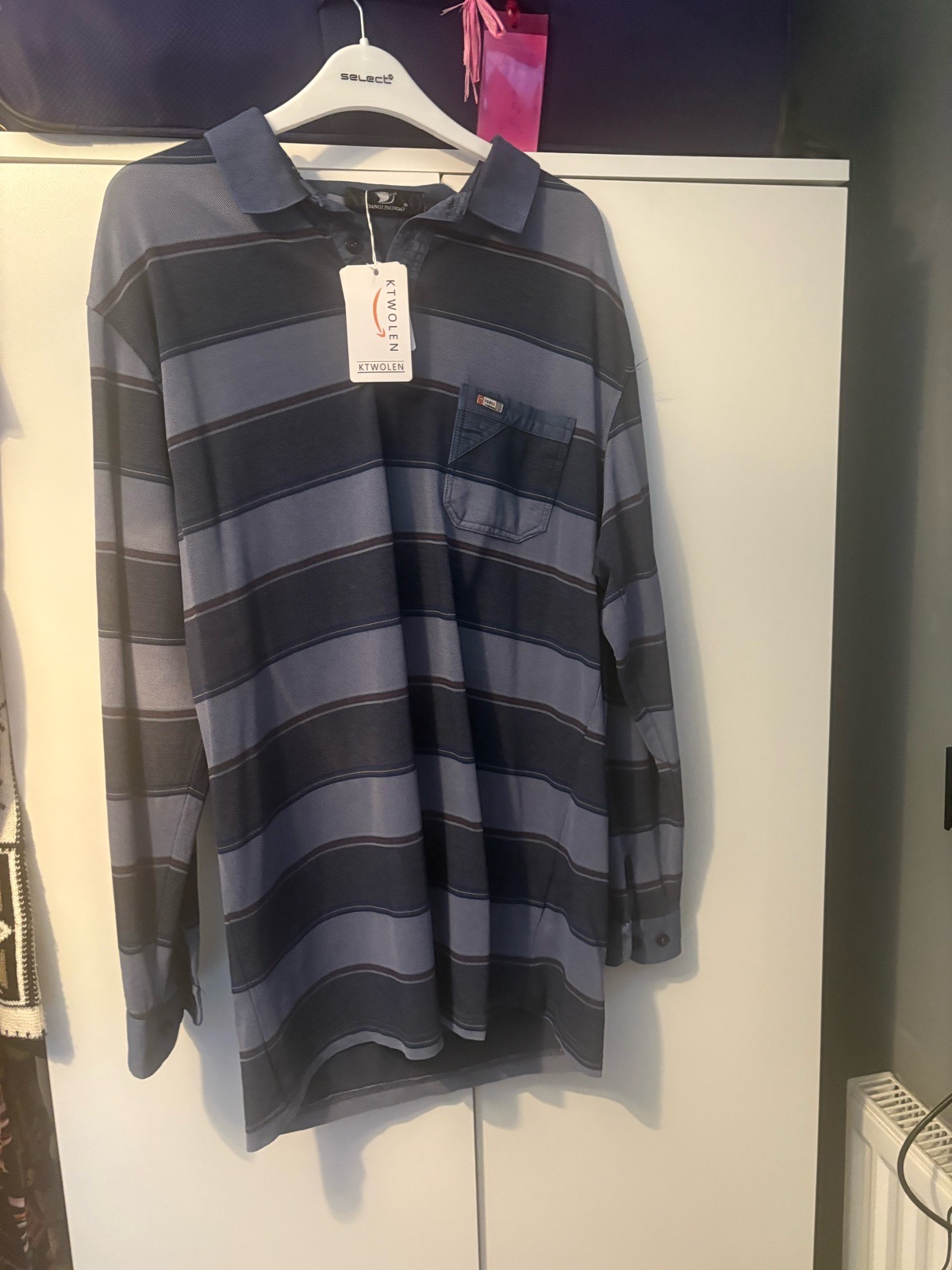 Brand new men’s XL polo shirt