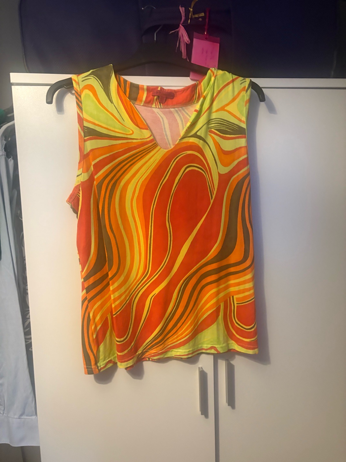 Women’s XL going out top