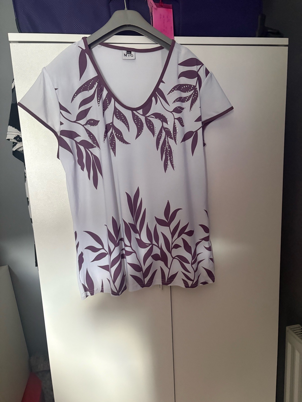 Women’s XXL going out top