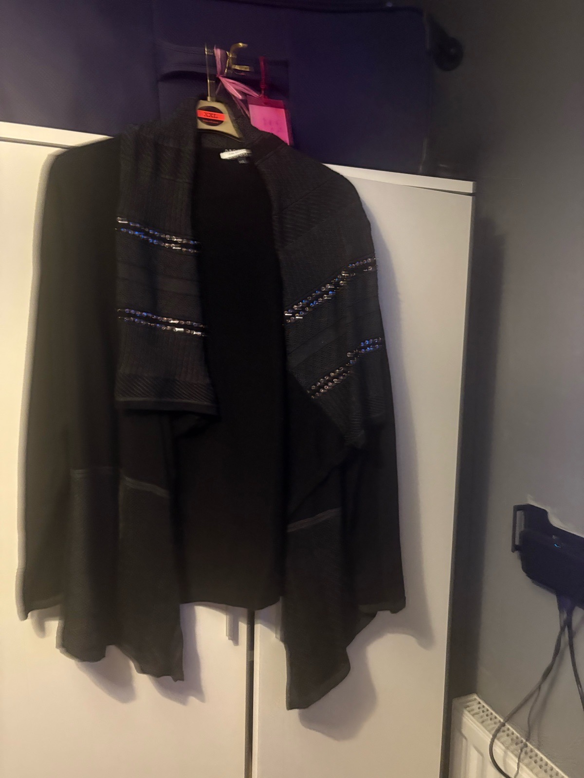 Women’s large pullover going out top