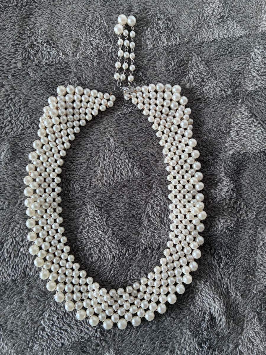 Gorgeous Vintage Style White Faux Pearl Beaded Collar Bib Statement Necklace