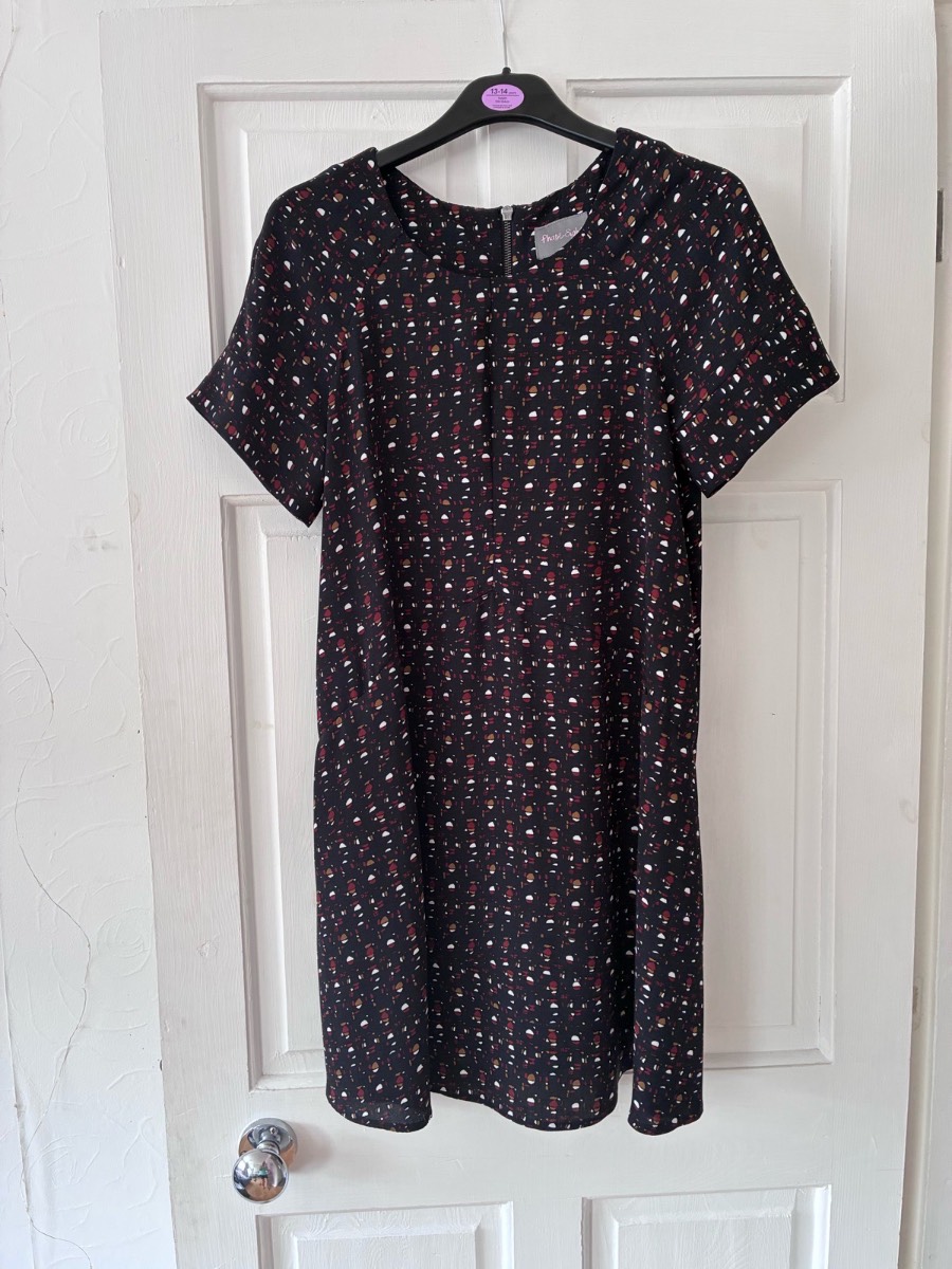 Phase Eight Black Print Short Sleeve Shift Dress - Size 8