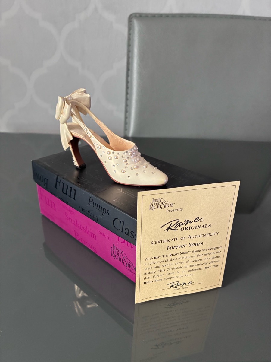 Just The Right Shoe Raine Originals "Forever Yours" Miniature + Box & COA