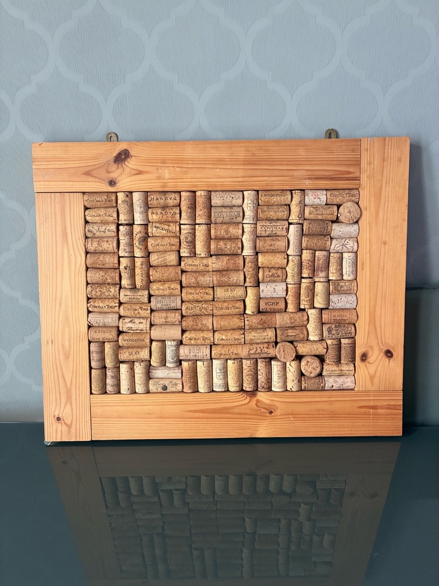 Rustic Handmade Wine Cork Bulletin Board / Pin Board (Wooden Frame)