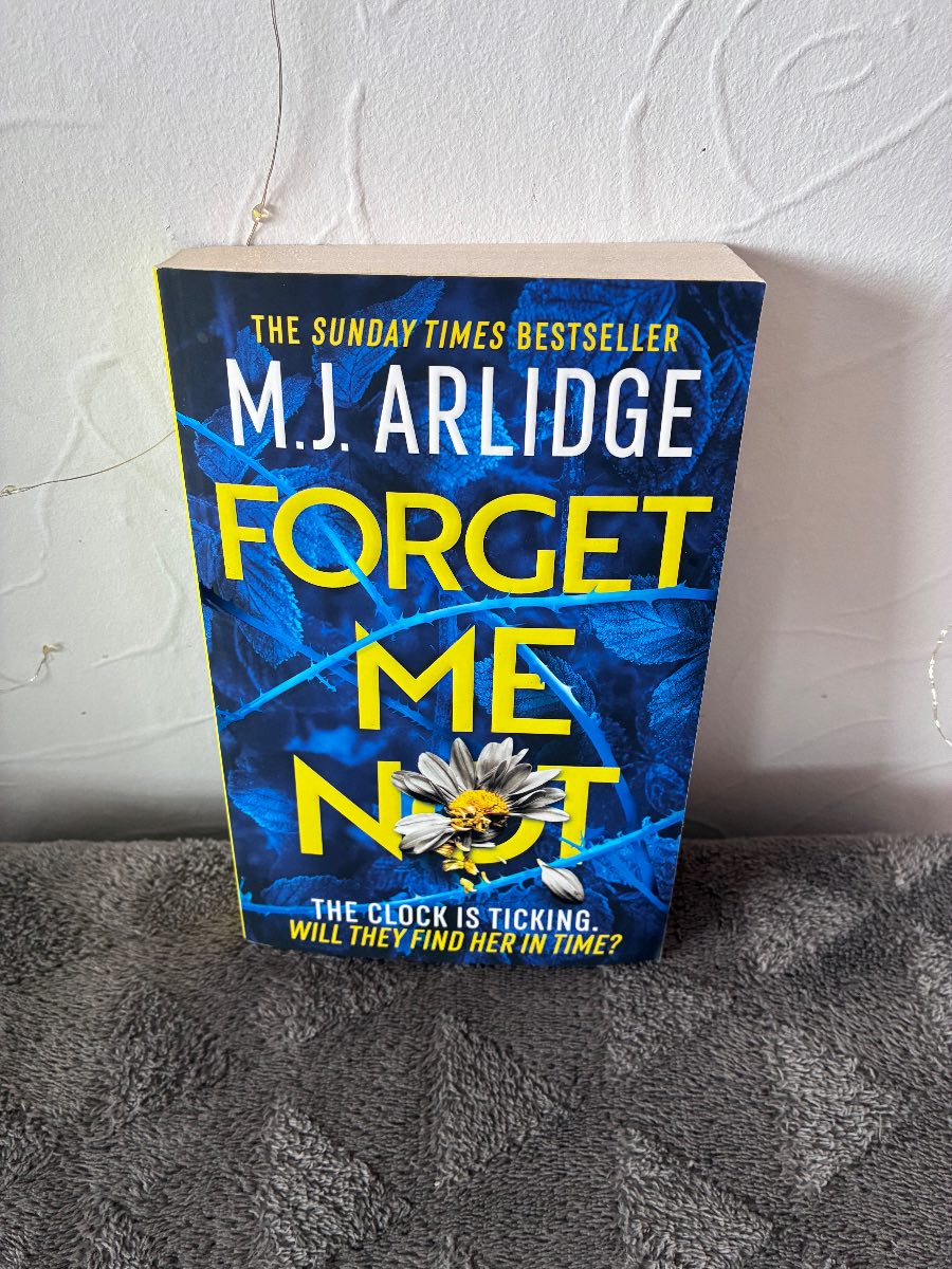 Forget Me Not by M.J. Arlidge (Paperback, 2024) DI Helen Grace Thriller Book 12