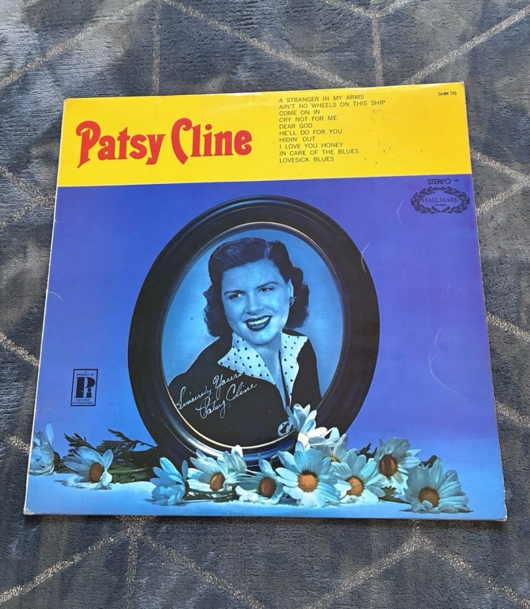 Patsy Cline Vinyl Album Collection