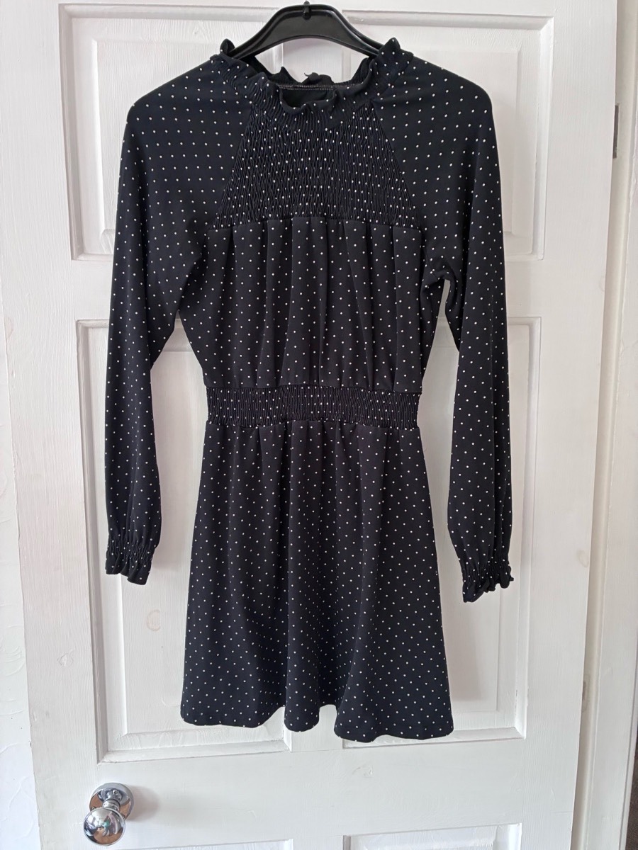 Topshop Black & White Polka Dot Smocked Mini Dress size 6 petite