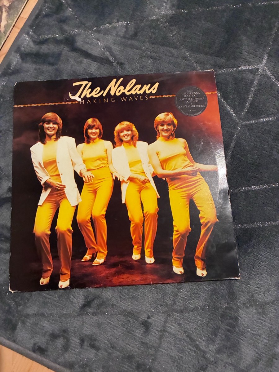 The Nolans – Making Waves (1980) | 12" Vinyl LP Record | Epic EPC10023