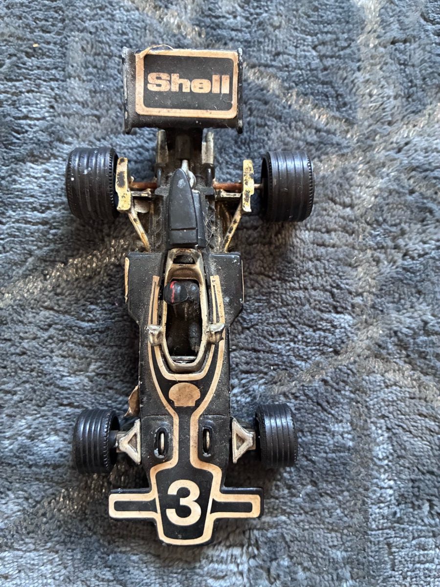 Vintage 70s Corgi Toys JPS Lotus F1 Car No. 3 - 1:36 Scale