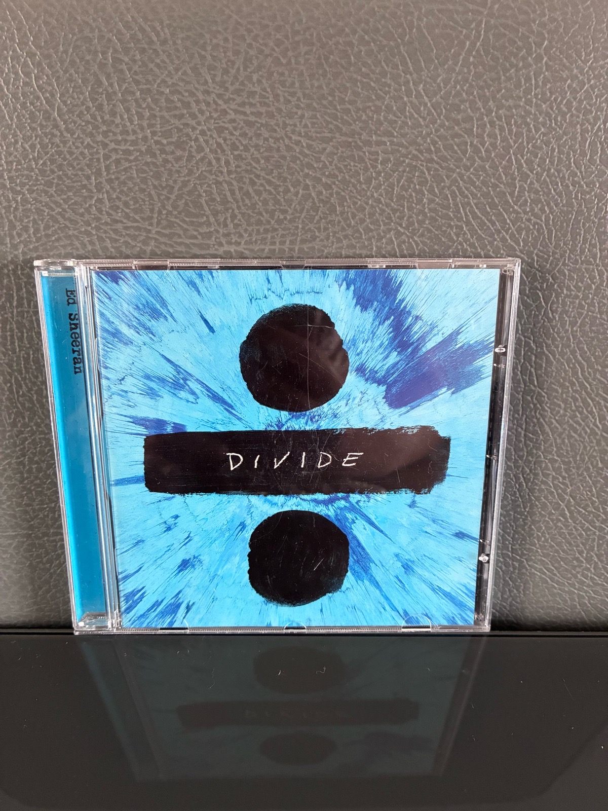 Ed Sheeran – ÷ (Divide) CD Album (2017)