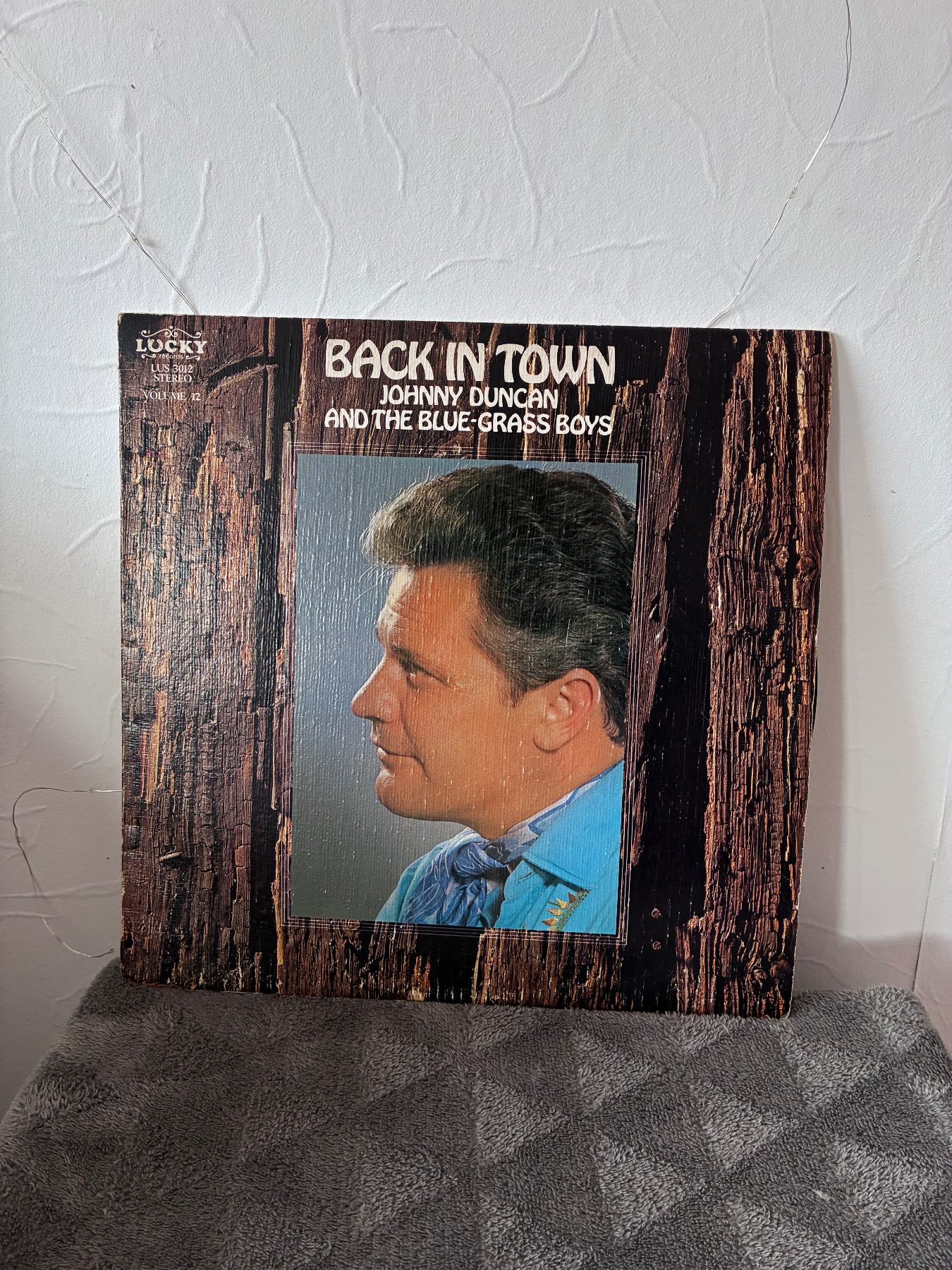 Johnny Duncan And The Blue-Grass Boys - Back In Town Vinyl LP 1970 Lucky Records LUS 3012 UK Stereo