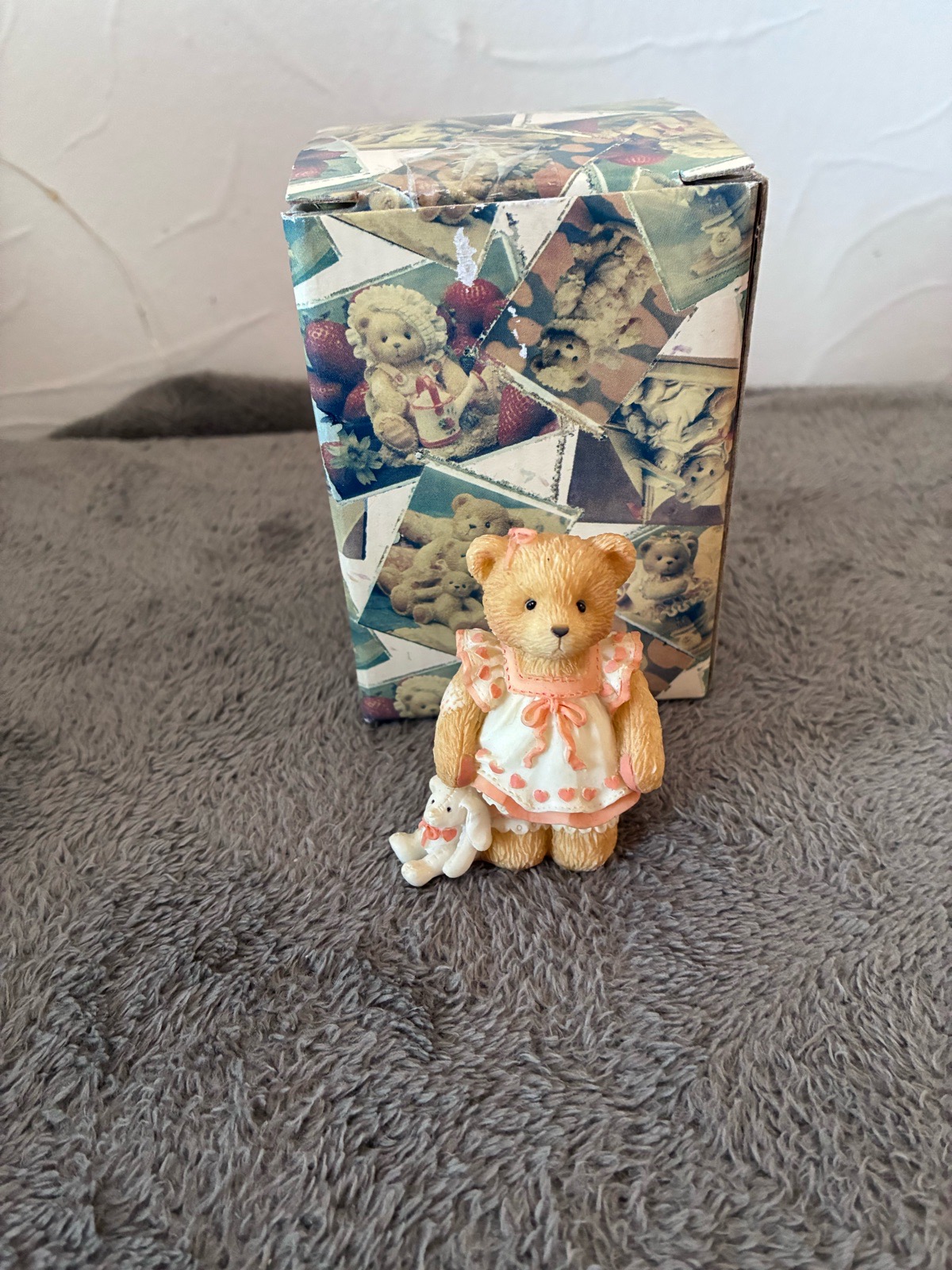 Vintage 1993 Cherished Teddies"Child of Kindness" Figurine #624853(Boxed)