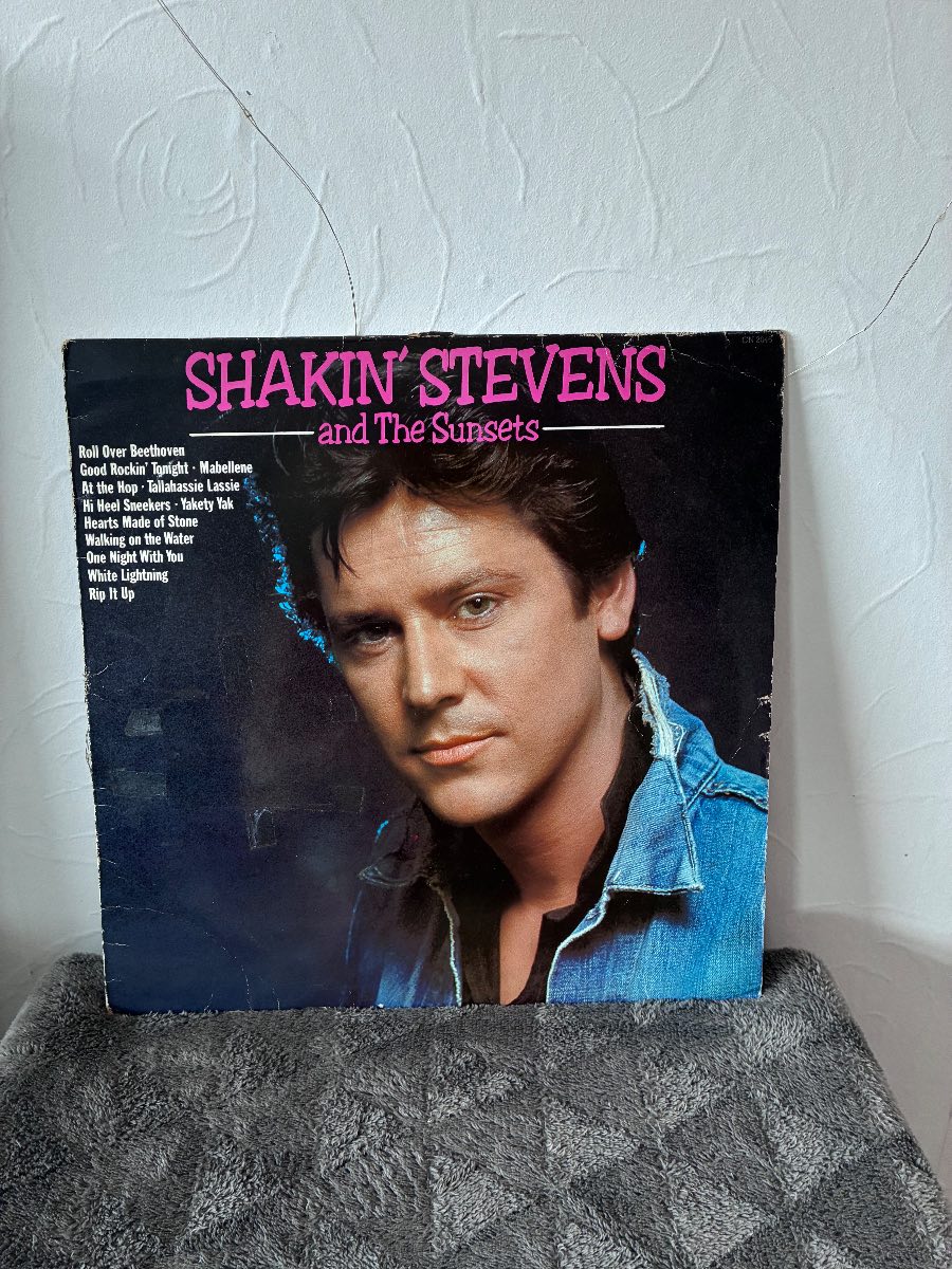 Shakin' Stevens & The Sunsets - Rockin' & Shakin' Vinyl LP (Contour CN2046, 1981)