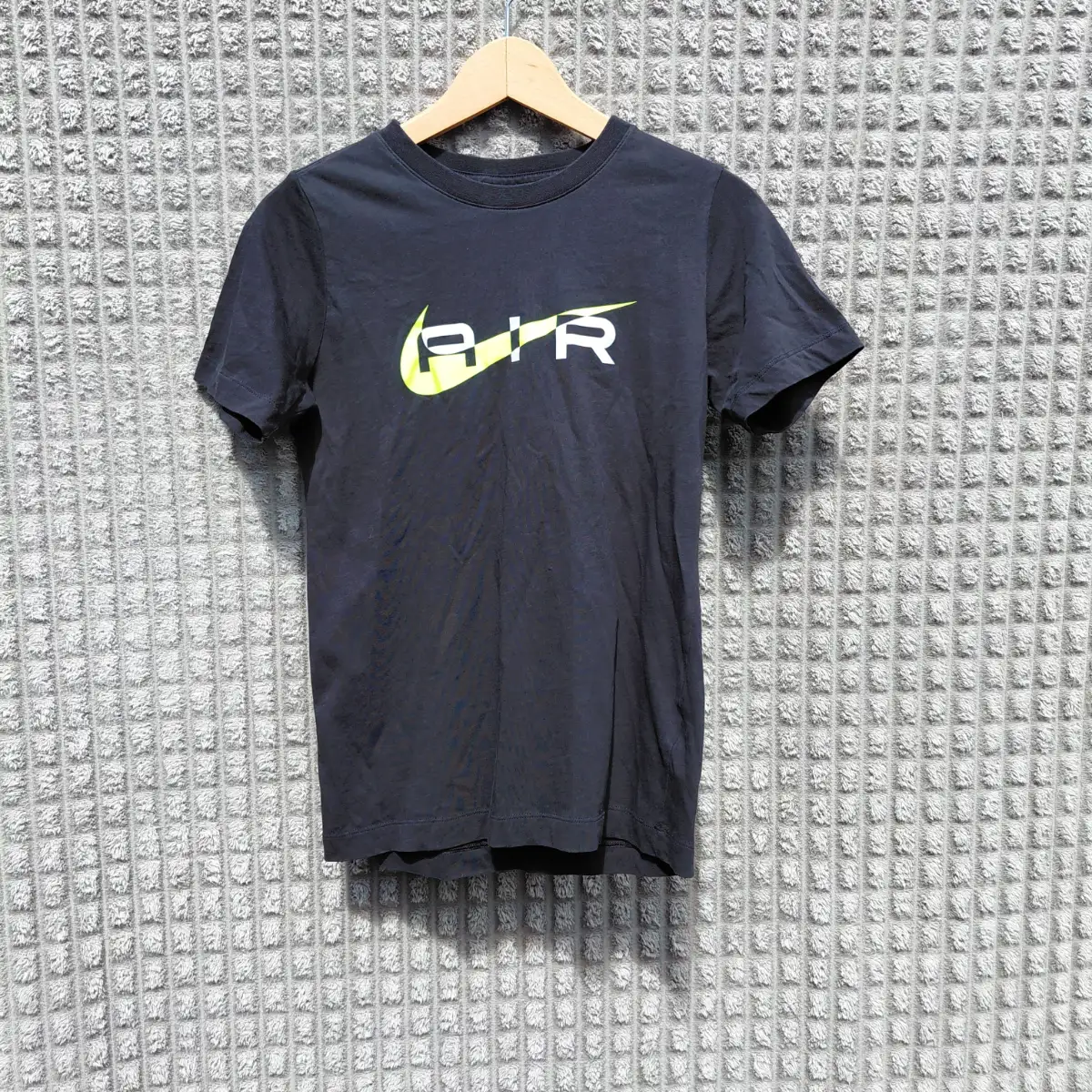 Nike AIR T‑Shirt – Boys L (147–158 cm)