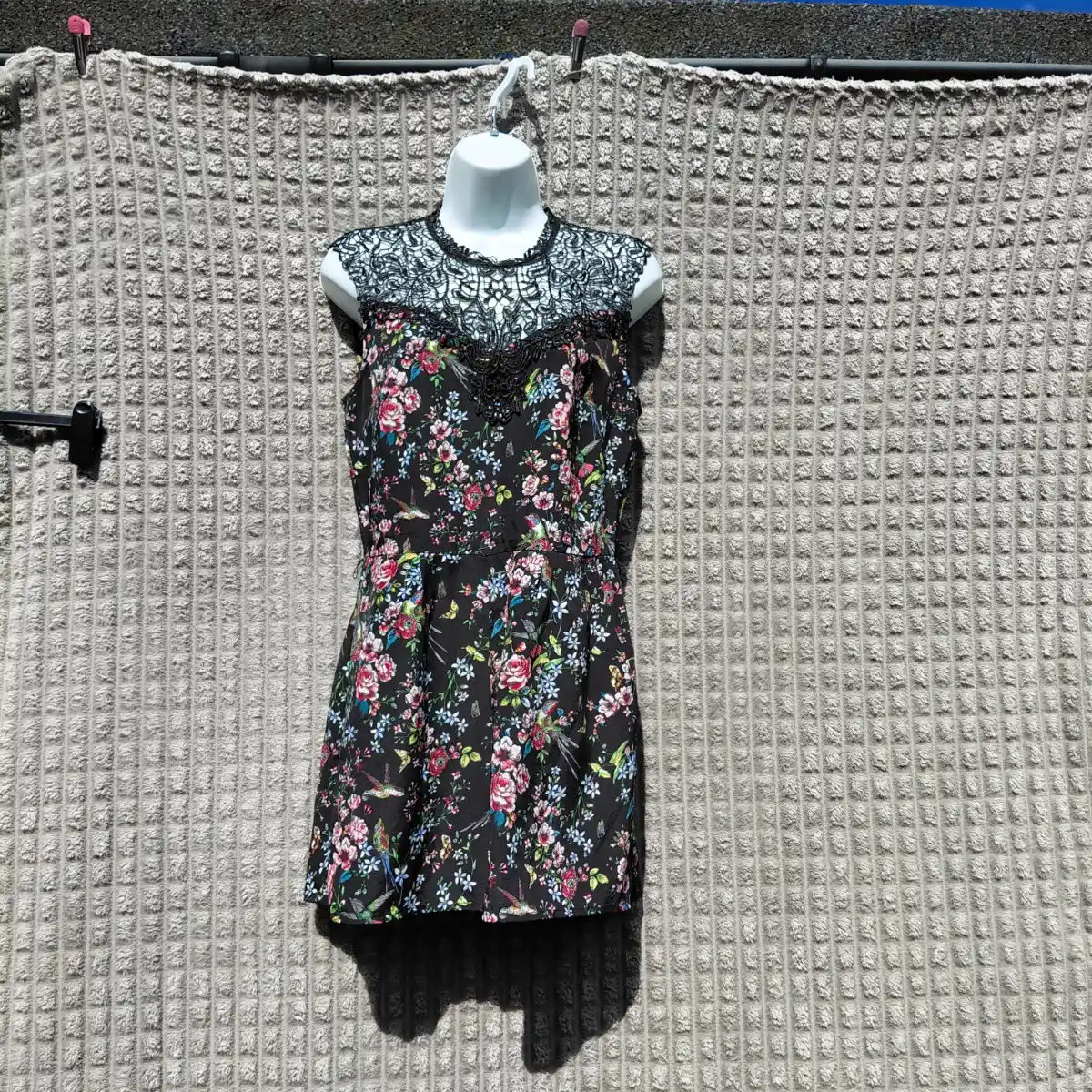 OASIS x Museum of Royal Worcester Floral Lace Playsuit – Size 10