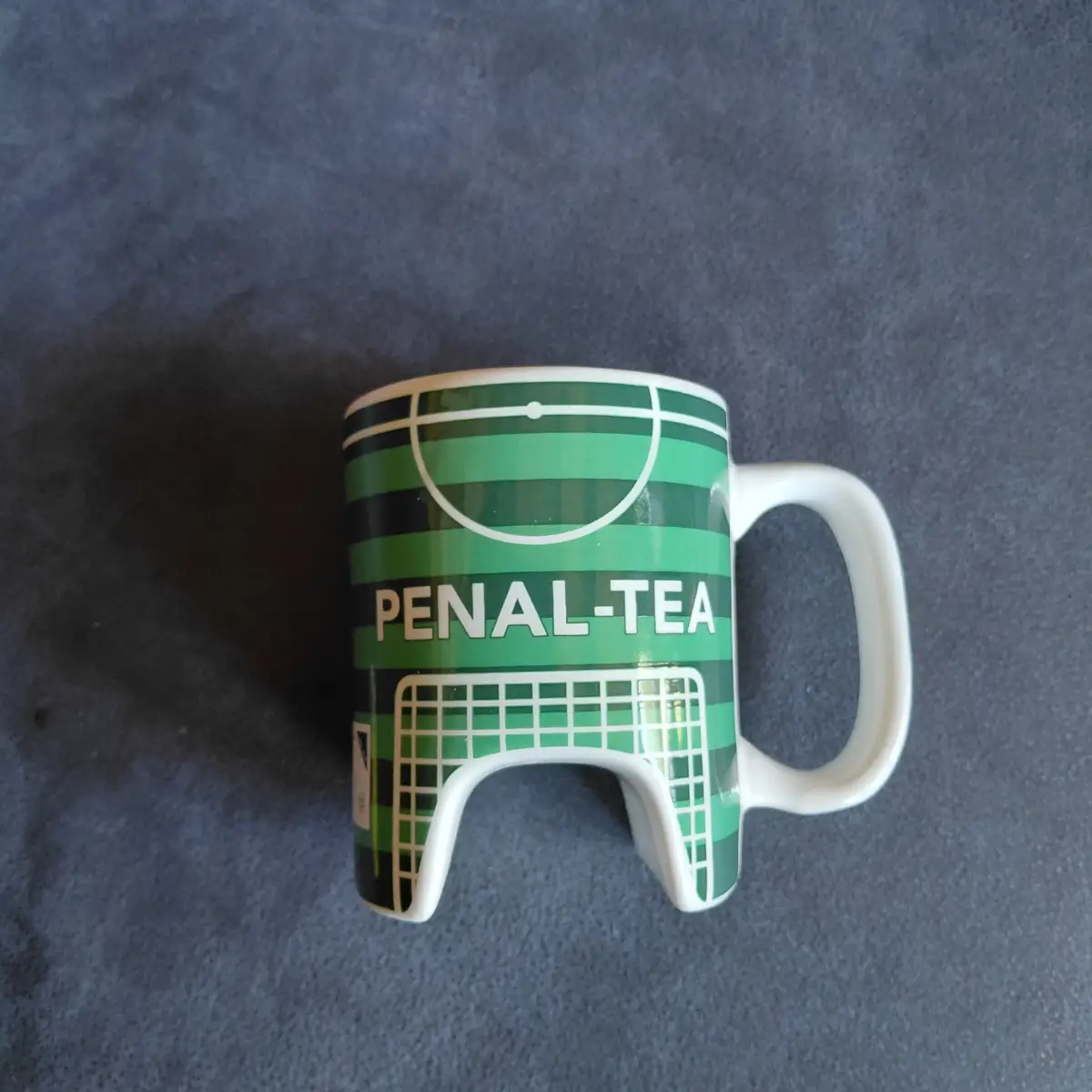 Satzuma “Penal‑Tea” Football Mug – World Cup Novelty