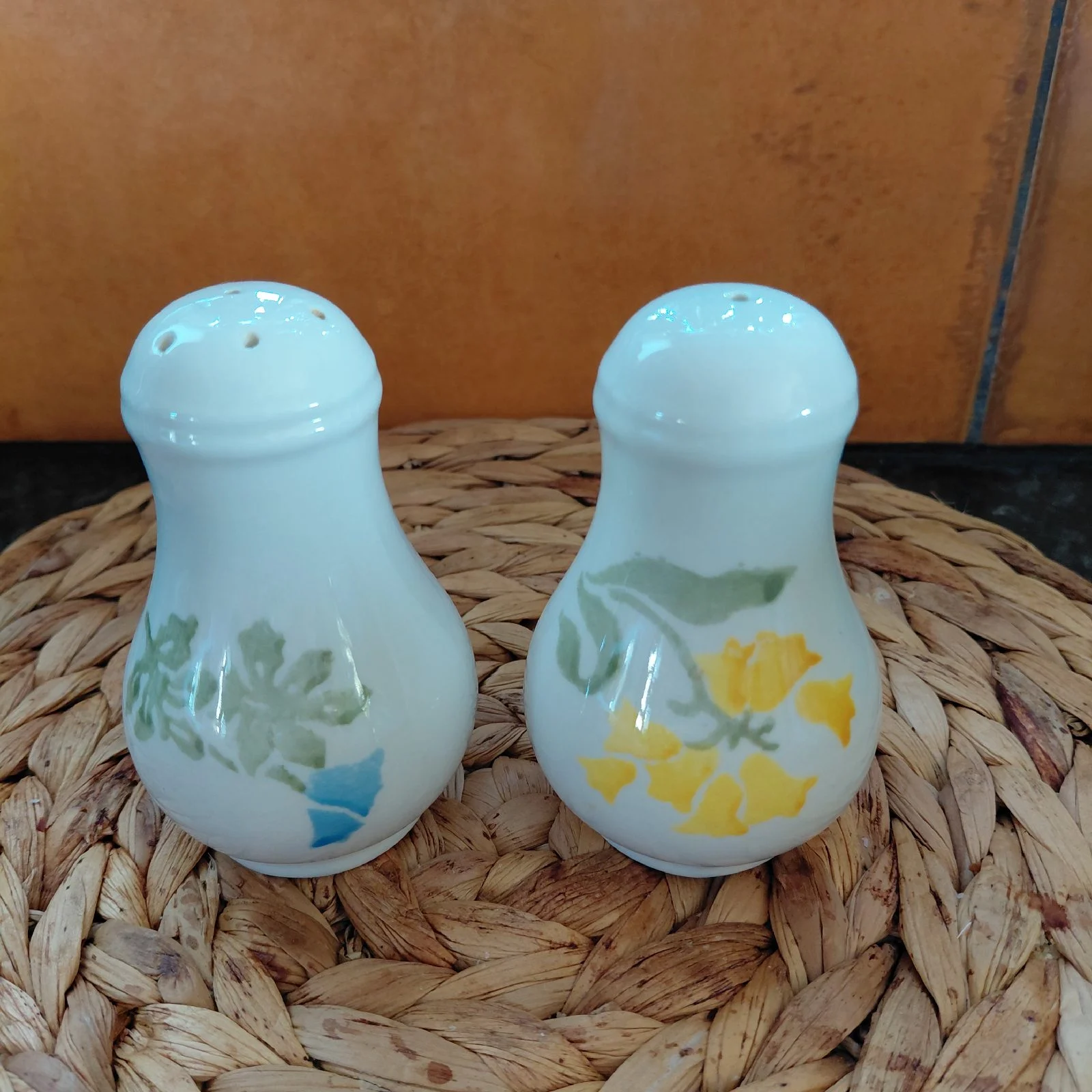 Charming Floral Salt & Pepper Shakers – Cottagecore Kitchen Decor