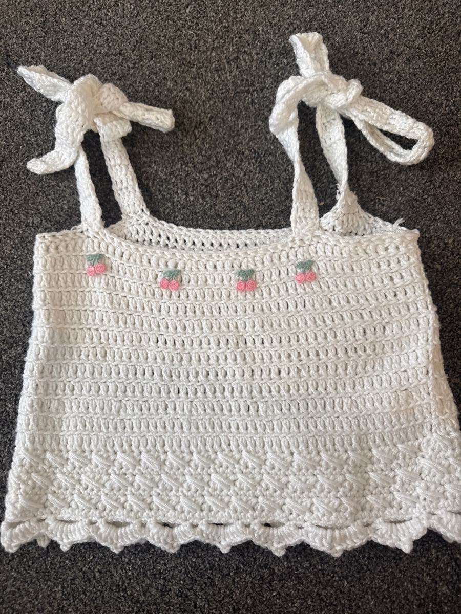 Woman's hand made top