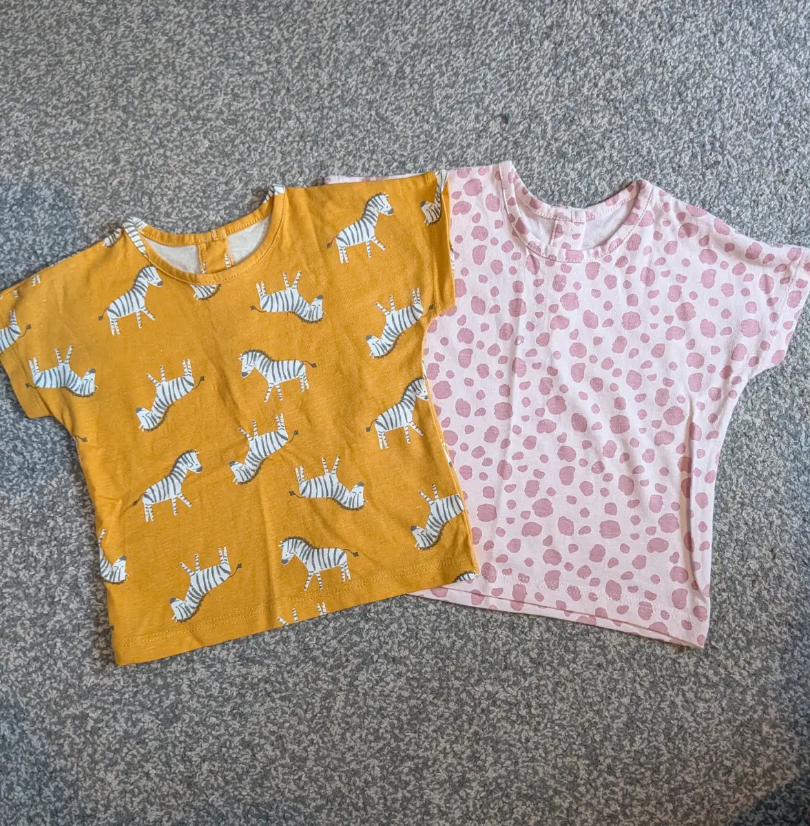 2 x Matalan New Without Tags Baby Girl Short Sleeved T-Shirts - Age 3-6 months