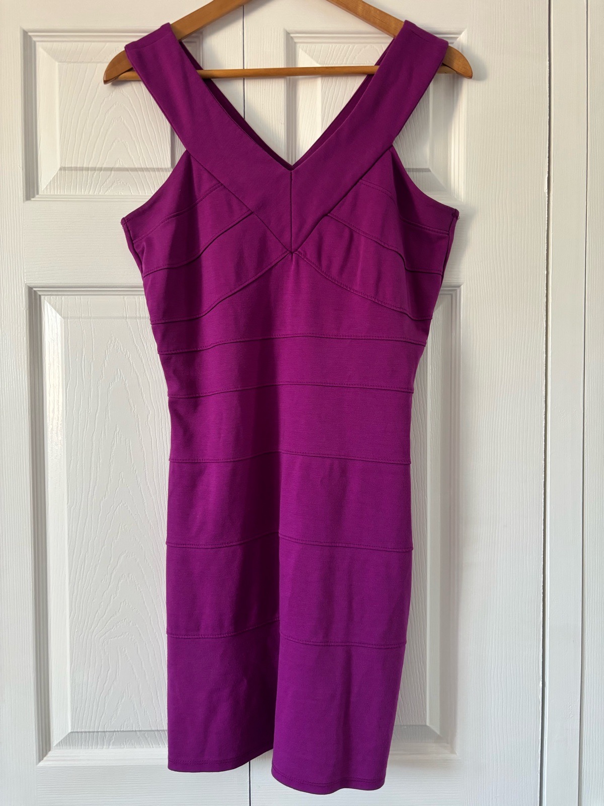 Dorothy Perkins purple body con knee length party dress size 12, cruise, wedding guest