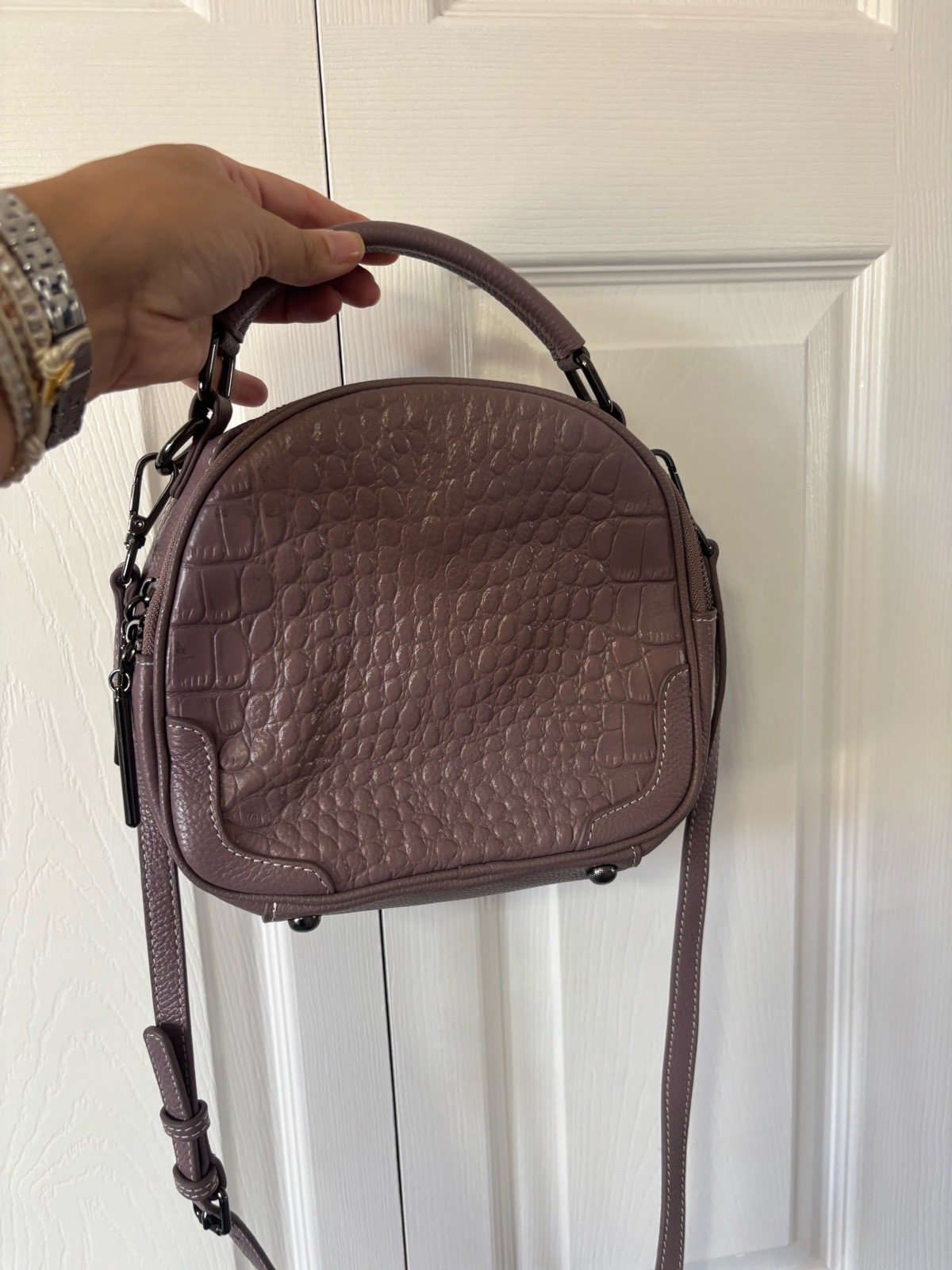 Lilac grey leather shoulder handbag, grab bag VGC