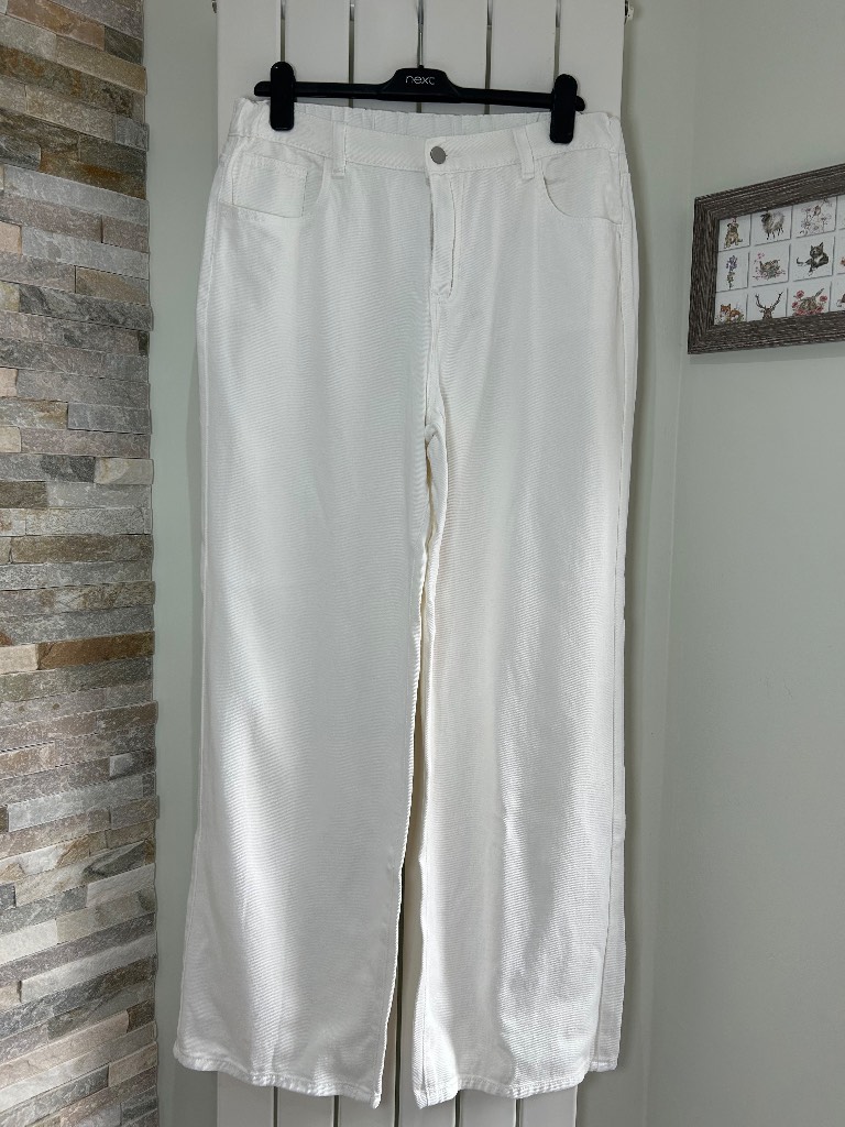 Off white wide leg denim jeans size XL 14-16