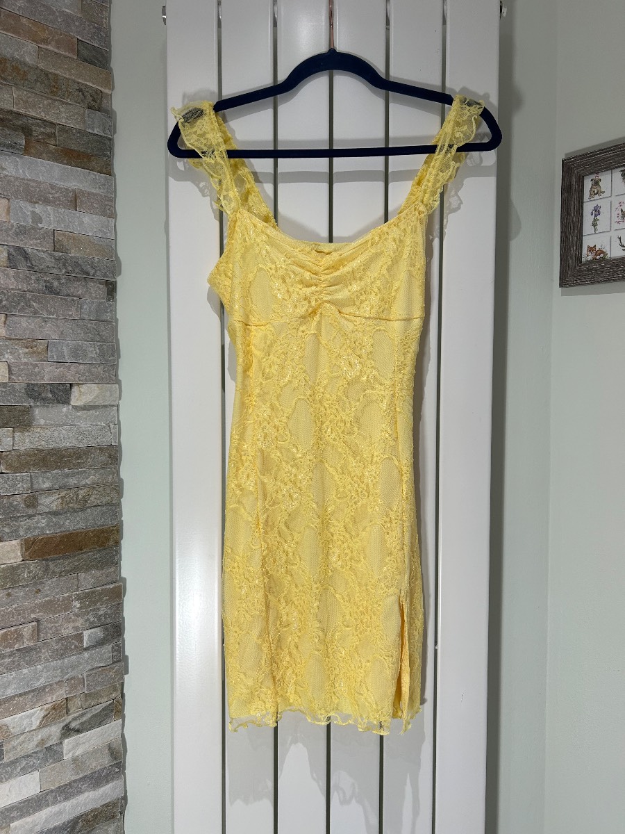 TikTok yellow mini holiday summer dress size 10