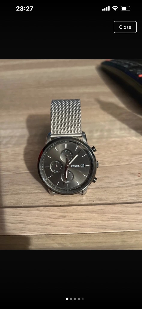 man’s fossil watch