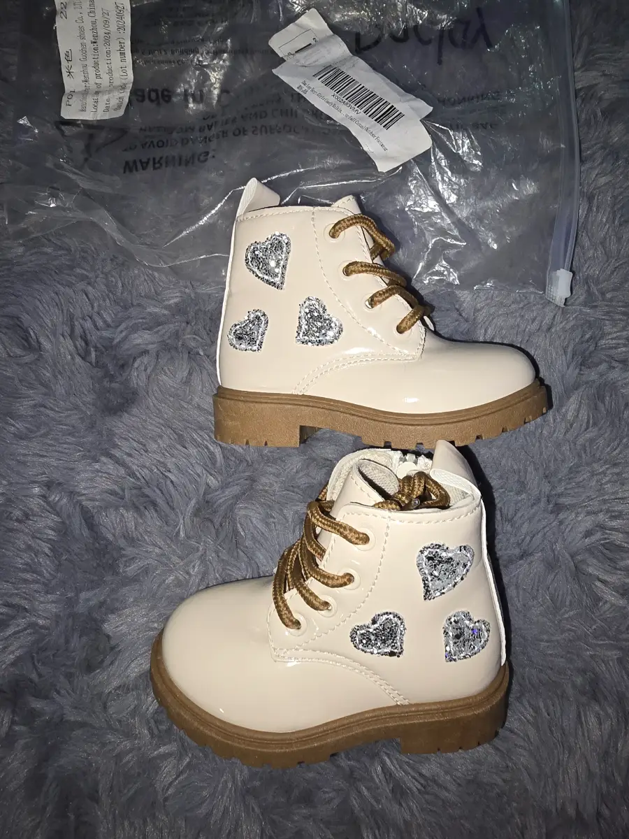 Kids Boots Size 5