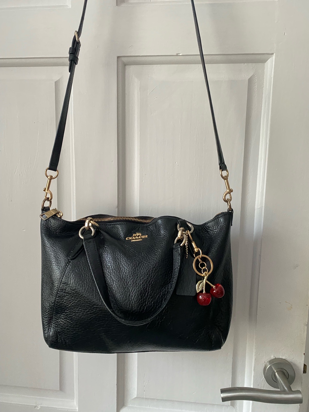 Authentic Coach Small Kelsey Satchel Pebble Leather Black Handbag Cross Body Bag