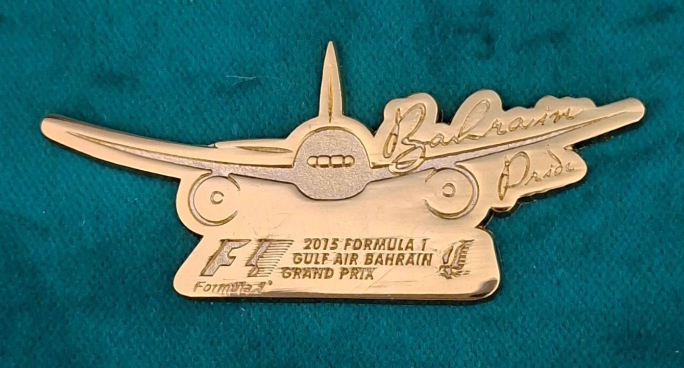 Collectible 2015 Formula 1 Gulf Air Bahrain Grand Prix Official Metal Lapel Pin Badge F1