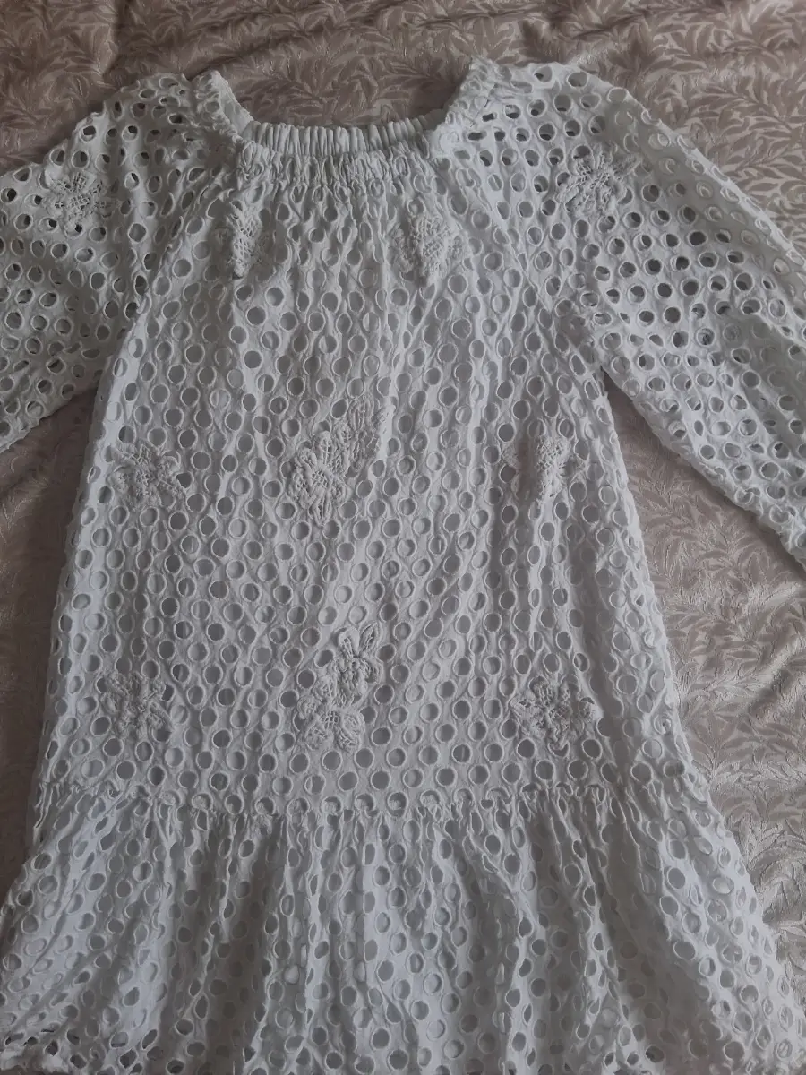 Zara White  Dress age age 11-12