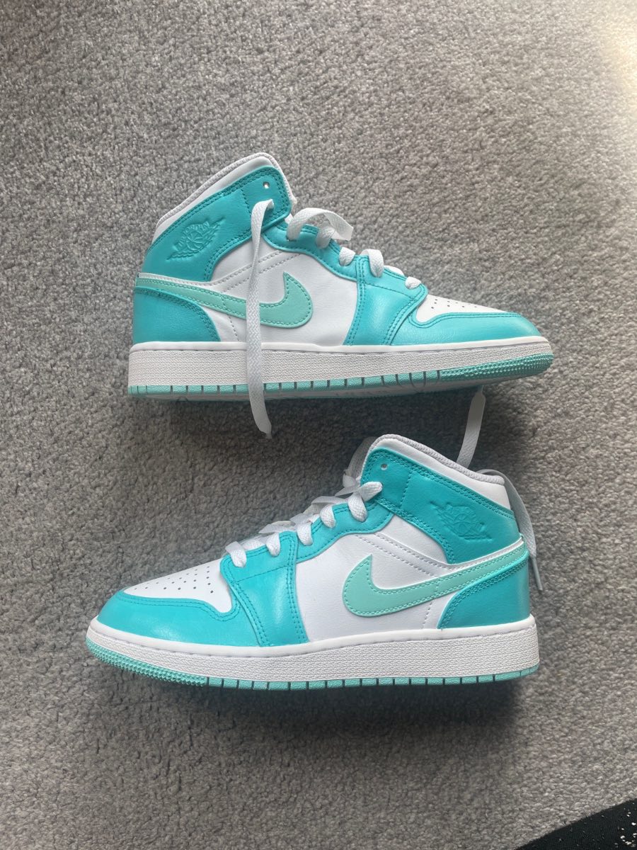Air Jordan’s 1 Mid In Marine Green DV2229-300 Women’s - Size UK 4.5