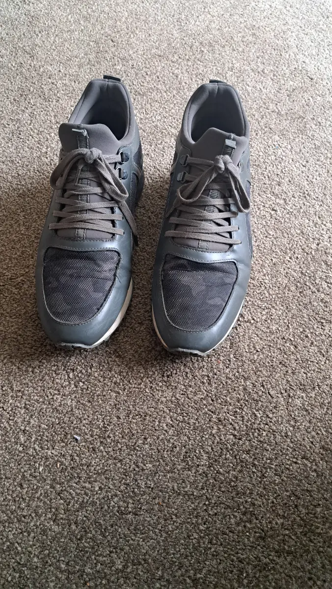 Mallet Trainers size 9