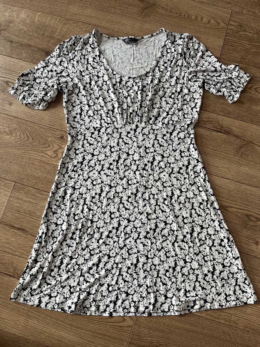 M&S Collection Black & White Floral Mini Dress Size 10