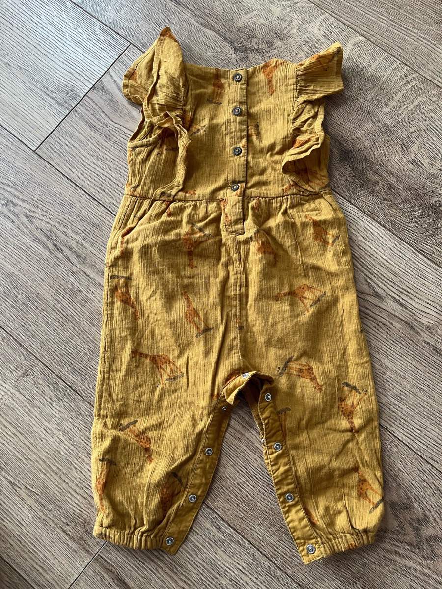 Tu Baby Giraffe Muslin Romper Jumpsuit 9-12 Months