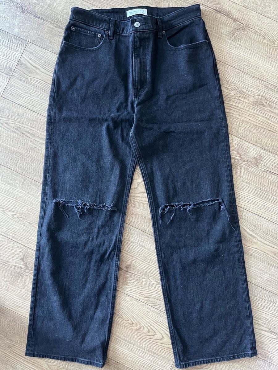 Abercrombie & Fitch Curve Love 90s Straight Jeans – Black Ripped – Size 10S