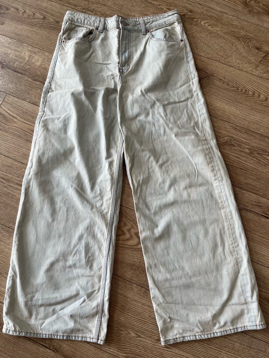 BNWT H&M Divided Cream Wide Leg Jeans Size 12 / EUR 40