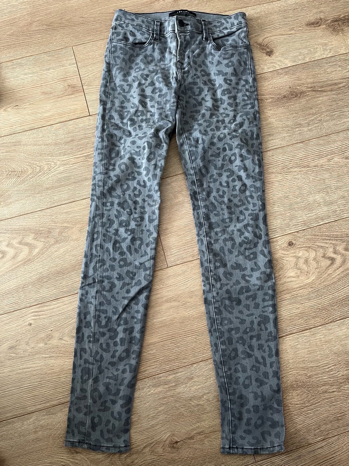 J Brand Onyx Leopard Animal Print Skinny Jeans Waist 26