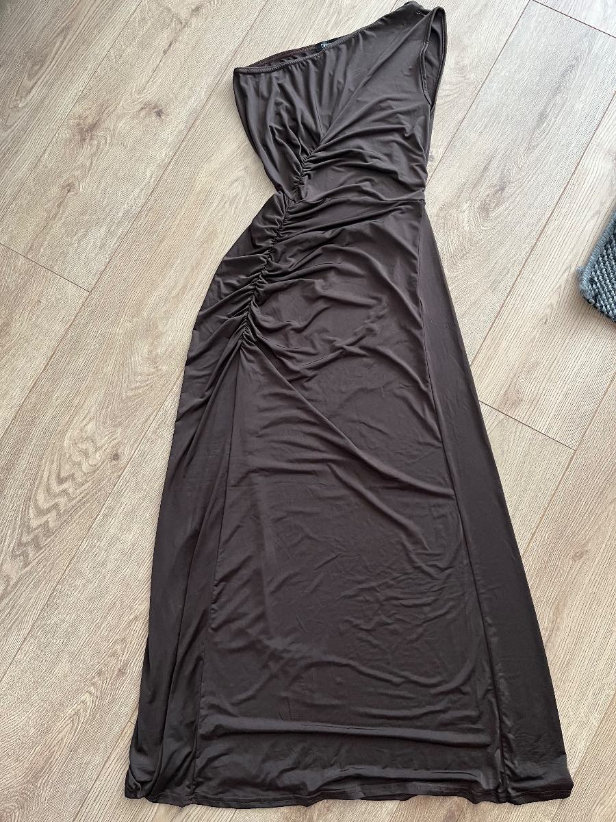 Boohoo Chocolate Brown One Shoulder Ruched Maxi Dress - Size 14