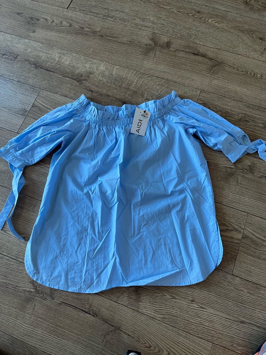 BNWT Aiden Light Blue Off The Shoulder Bardot Blouse Top Small