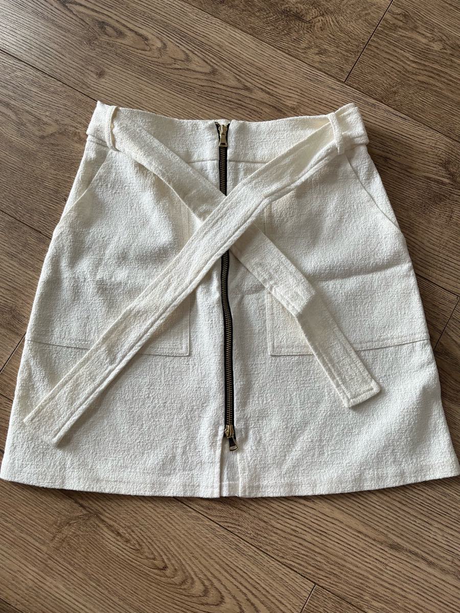River Island White Boucle Tweed Zip Front Mini Skirt Size 8